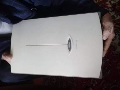 Продаю сканнер BENQ
