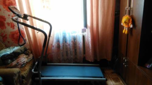 Недорого продам беговую дорожку.(механика)в хорошем состоянии.Торг уместен!!!