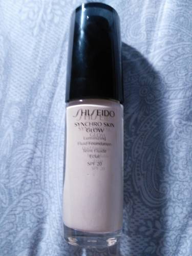 Тональный крем Shiseido