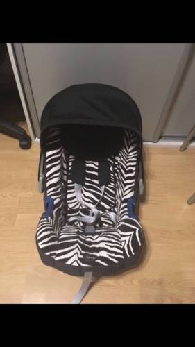 Автокресло Romer Baby - Sale plus II с базой isofix