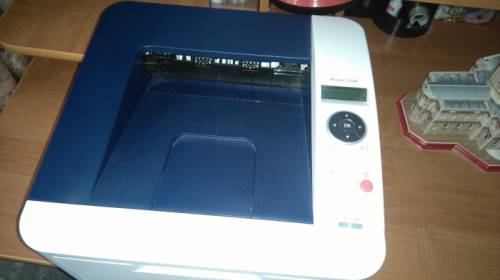 Продам принтер Xerox