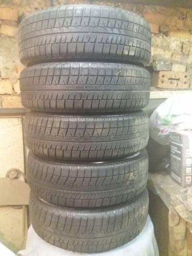 Зимняя резина Bridgestone Blizzak Revo GZ на дисках (5 колес)