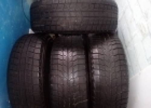 Продам зимние шины б/у 225х60 R16