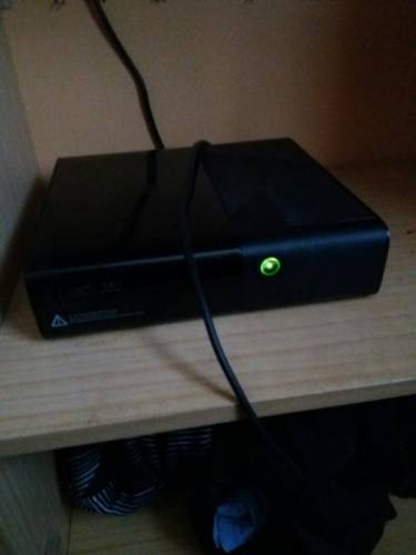 Продаю прошитый xbox 360