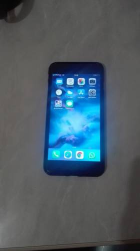 продам   iphone 7 