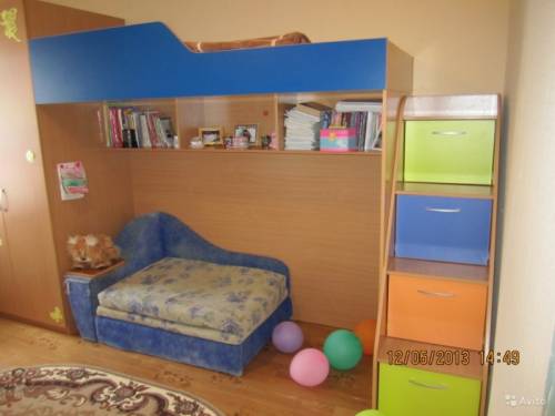 Продам детскую корпусную мебель