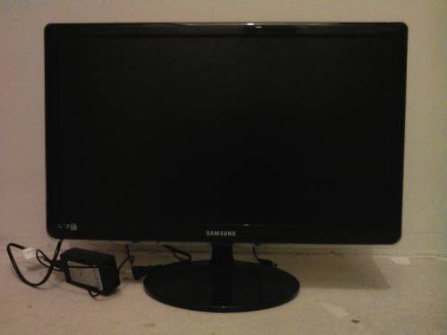 Продам монитор Samsung S23B370