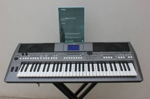 Продается синтезатор YAMAHA