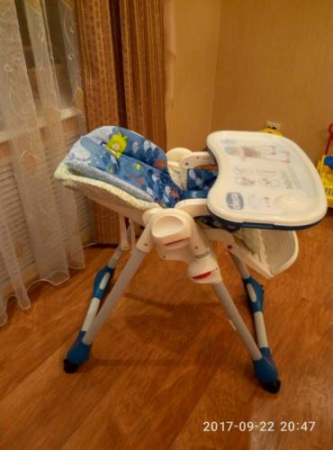 Стульчик для кормления Chicco Polly 2в1