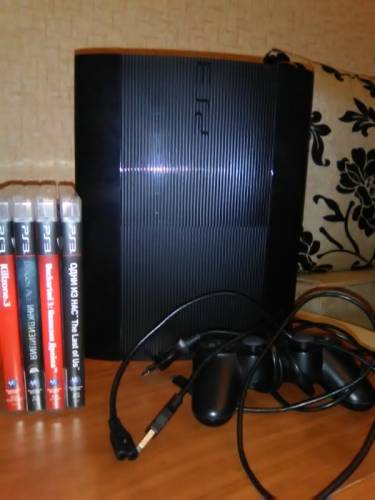 Play Station 3 slim
