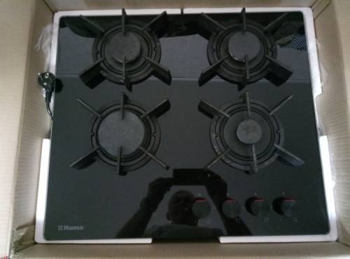 Продам варочную газовую поверхность Hansa BHKS-61038