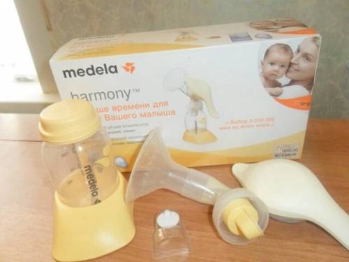 Молокоотсос фирмы Medela Harmony (новый)