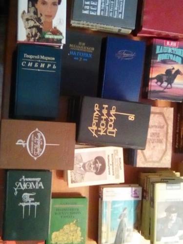 продаются книги подписные издания и одиночные состояние как новые 