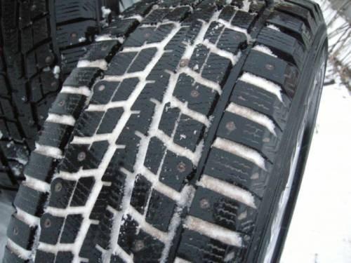 Продаю зимние шины dunlop winterice01 