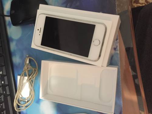 Продам iPhone 16 Gb
