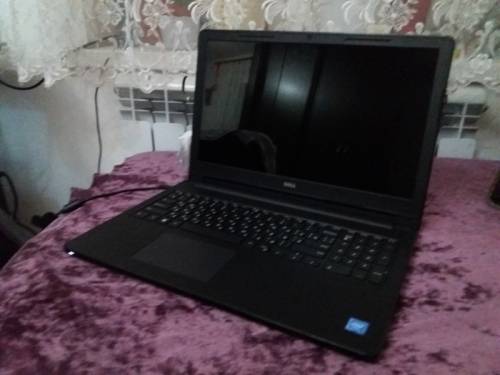 Ноутбук  фирмы dell