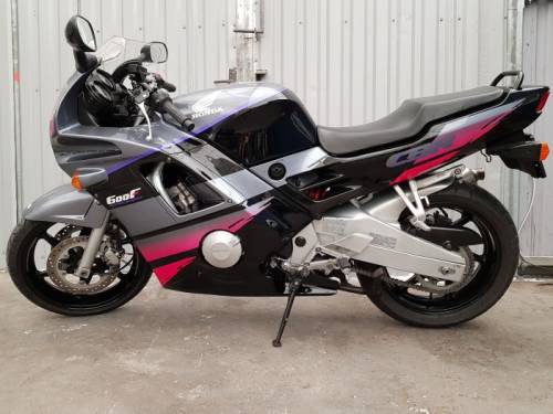 Honda cbr 600f2
