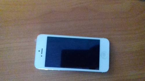 Iphone 5.Хорошее состояние.