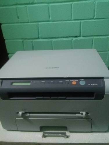 Продам МФУ Самсунг SCX 4200