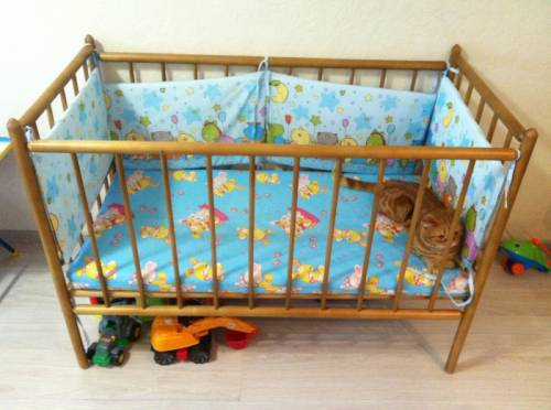Продаю детскую кроватку