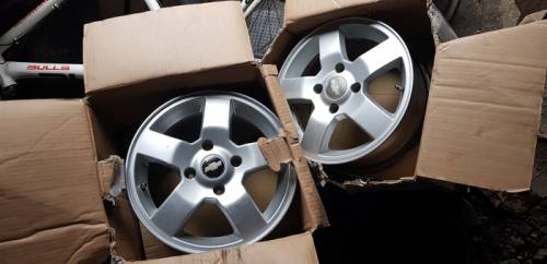 Оригинальные литые диски Shevrolet R15 4x114.3