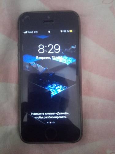 продам iPhone 5s 