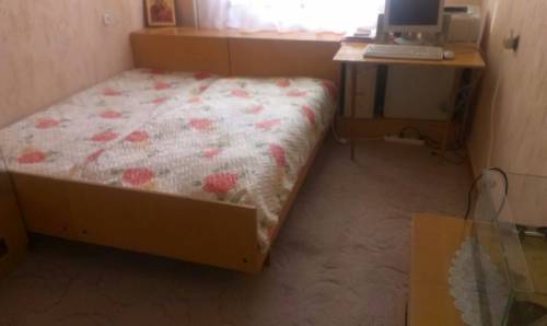 Продам спальный гарнитур
