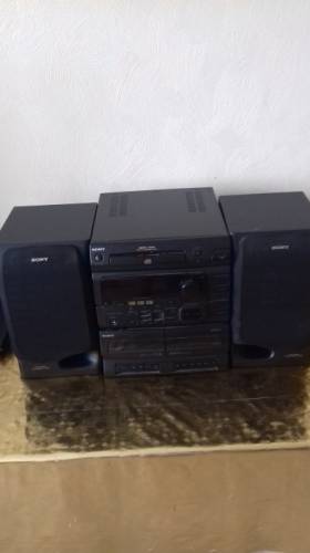 Продам музыкальный центр Soni MHC-501