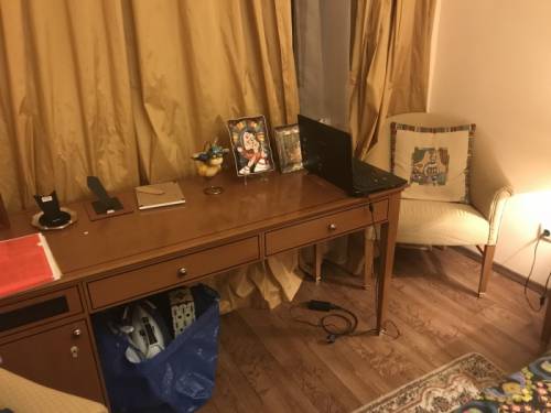 Спальня в коричневом цвете.