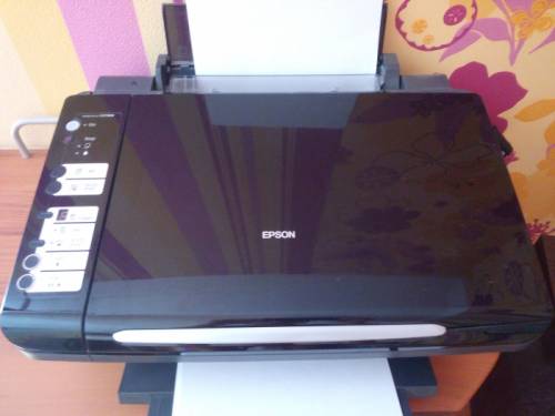 Продам принтер Epson stylus CX7300