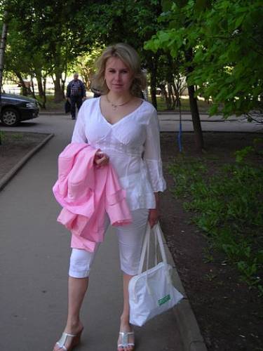 Домработница.Помощница по хозяйству