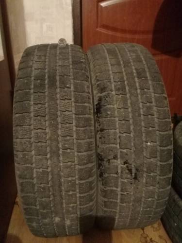 Продам 2 зимних резины R15/ 185/ 65
