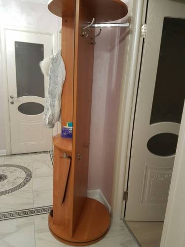 Продам вешалку (стойку)