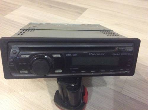 Магнитола Pioneer DEH 2000