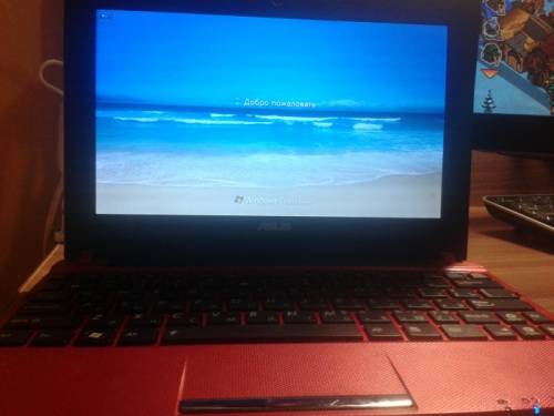 Продам нетбук Asus