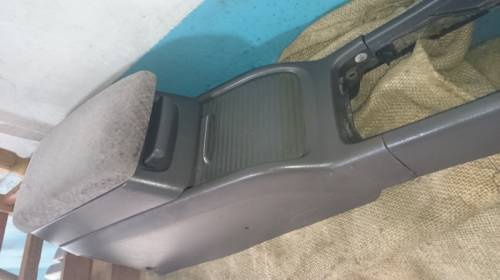 продам бардачок Марк2 gx100