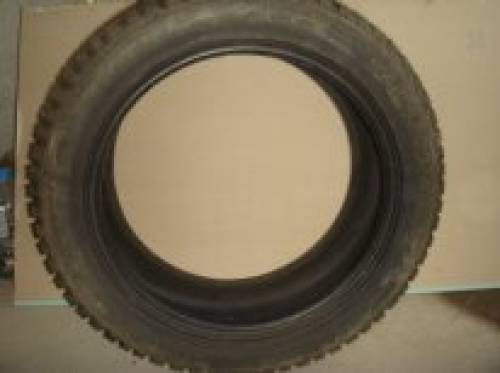 Шина “Hakkapeliitta-2“ размер: 235/50 R18 -101T, зима, шипы.
