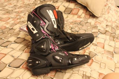 Продаем Женские мотоботы Sidi Vertigo Lei 40 размер. Город Самара. 