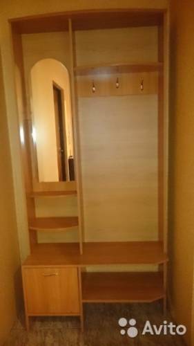 Продам прихожую в коридор