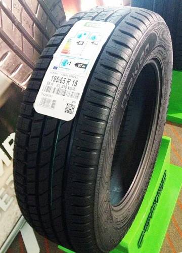 Продам комплект летних шин nokian hakka blue 2