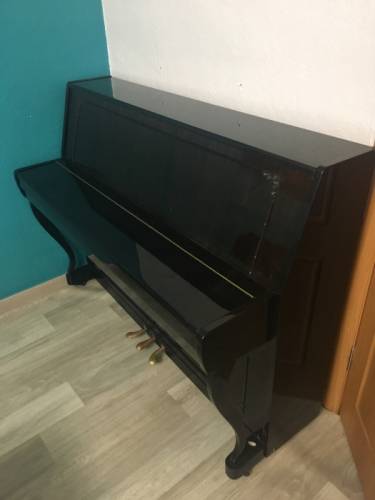 Продам пианино Сура2