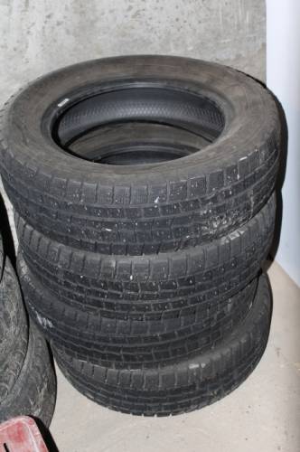 Комплект зимних шин Dunlop 185/65 R15