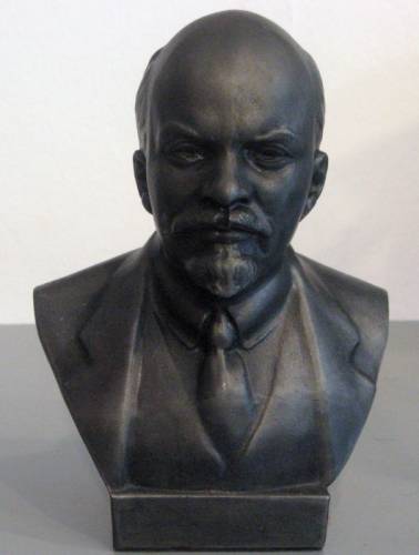 Продаю бюст Ленина