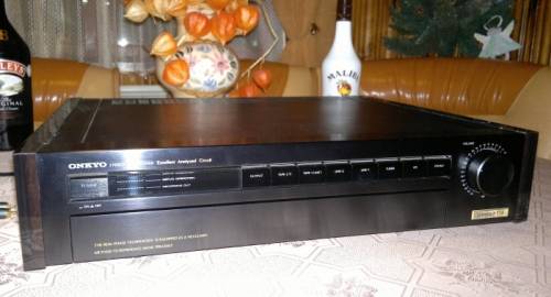 Предварительный усилитель onkyo Integra P-308