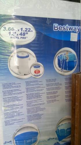 Продаю Каркасный бассейн Bestway круглый 366х122 см