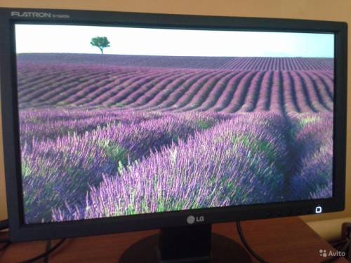 Продам монитор LG flatron W1946SN