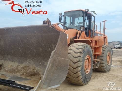 Продается фронтальный погрузчик Doosan DL500 2010 года.  