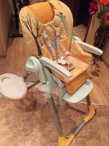 Продам стульчик Chico Polly double phase
