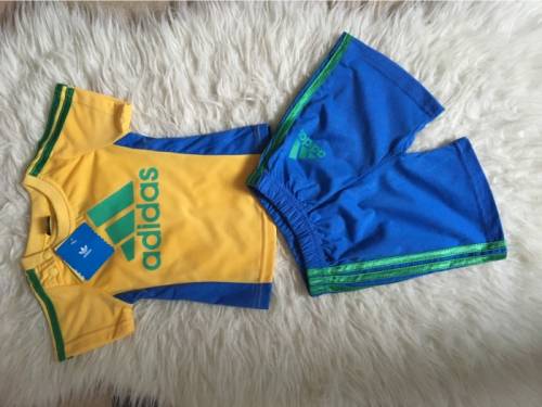 Костюм adidas, новый