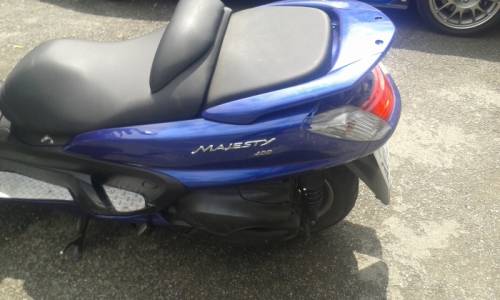 продаю YAMAHA MAJESTY 400 